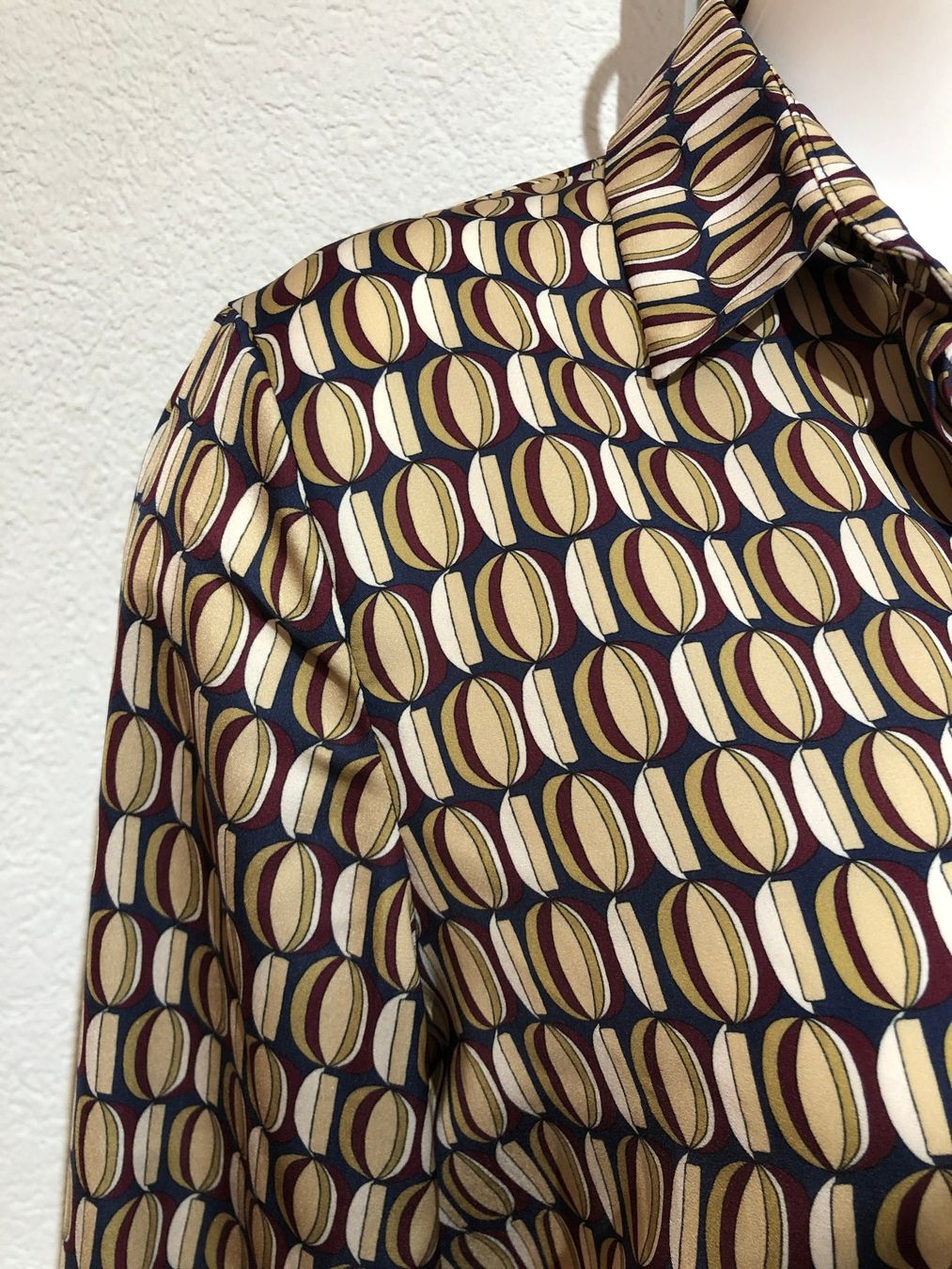 Cinque Camicette: Cinque Bluse Gr. 36, neuwertig, mit Retro Muster – Usato da Berg am Irchel venduto da Zweiti_Chance 1
