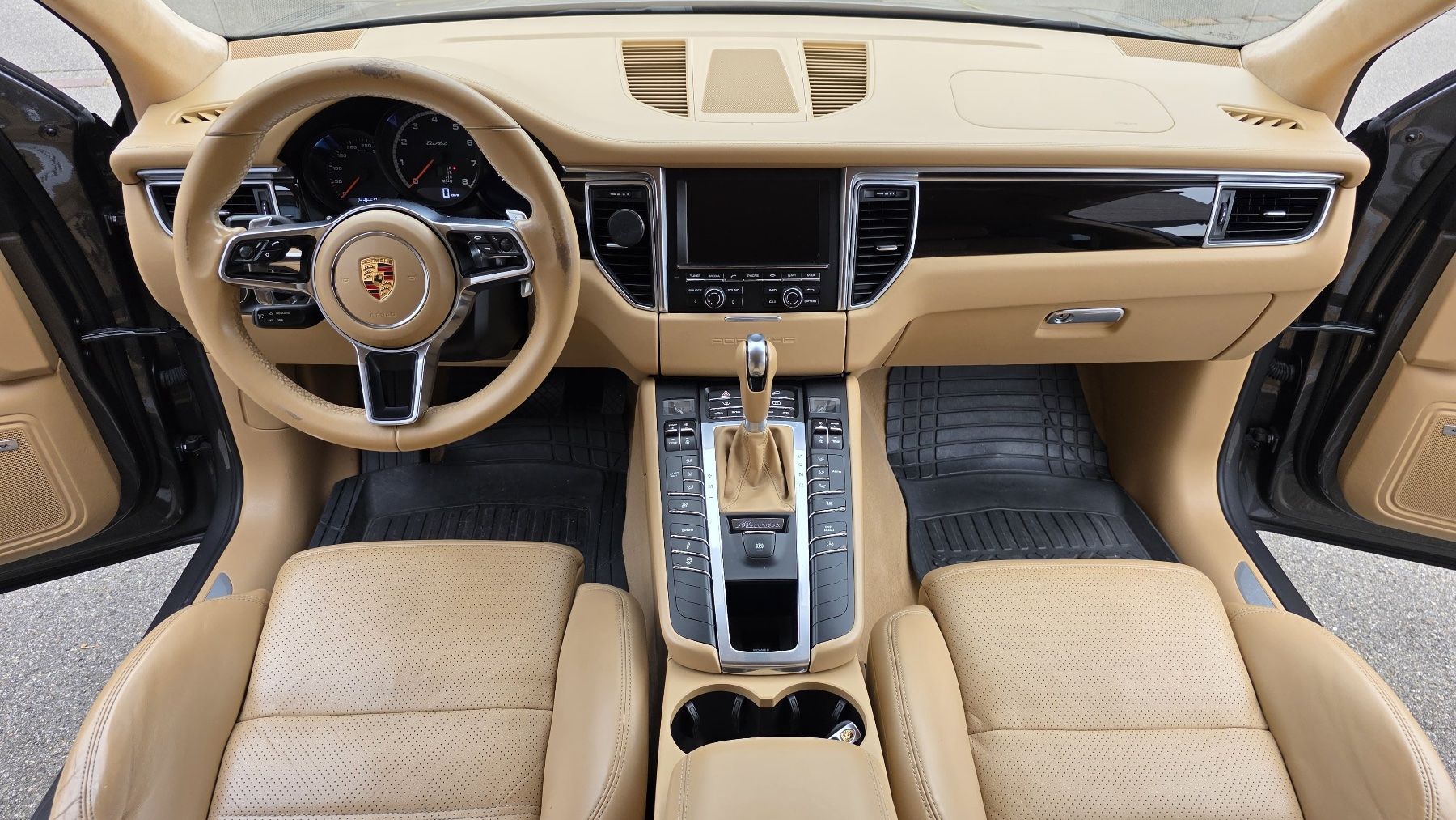 Porsche Automobili: Porsche Macan Turbo – Usato da Dübendorf venduto da raaadi 9