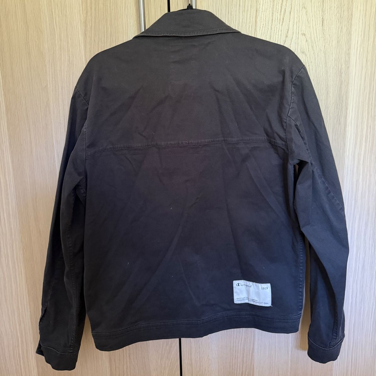 Champion Giacche: Champion Übergangsjacke – Usato da Zürich venduto da sabrina7 1