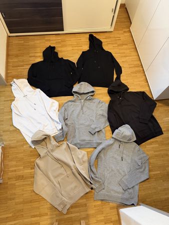 Mehrere Hoodies , Grösse M, Top Zustand