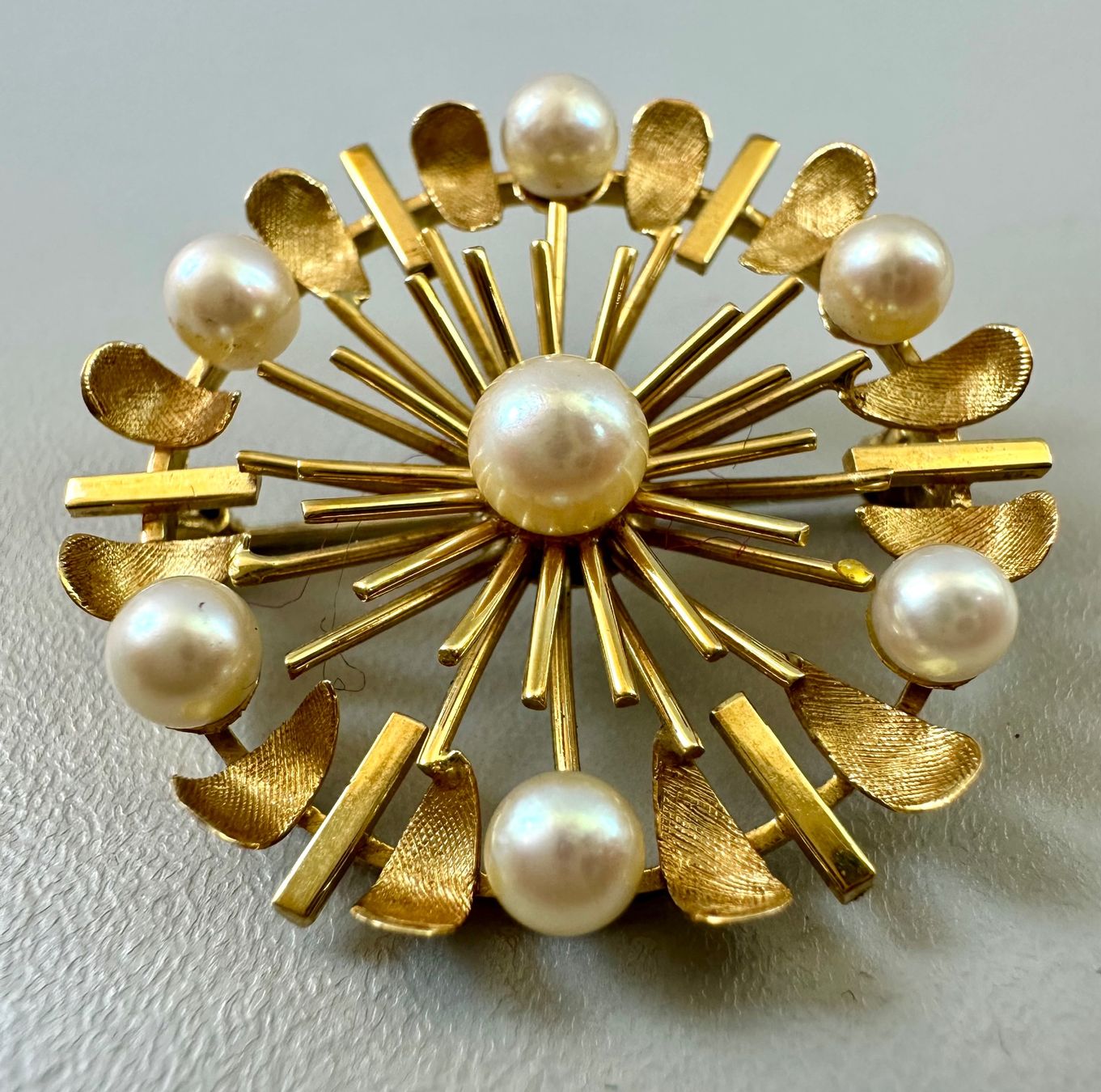 Broschen & Nadeln: ♦️ VINTAGE GOLDBROSCHE “PERLEN” 18K – Gebraucht aus Zürich von NIKI777