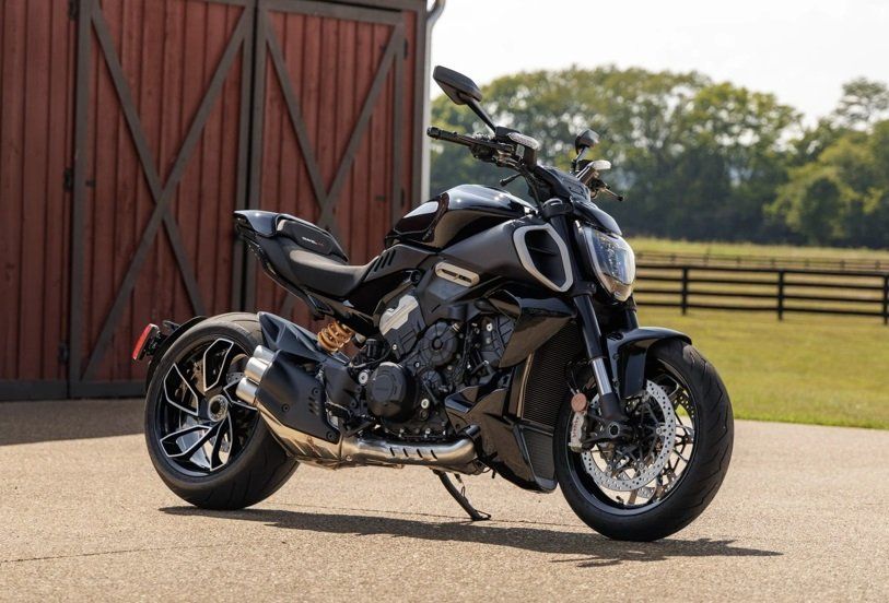 Ducati Route: DUCATI V4 Diavel – D'occasion à Courtemaîche par Mil_c8t9