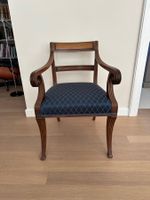 Set aus 8 englischen "Regency" Mahagoni-Esszimmerstühlen