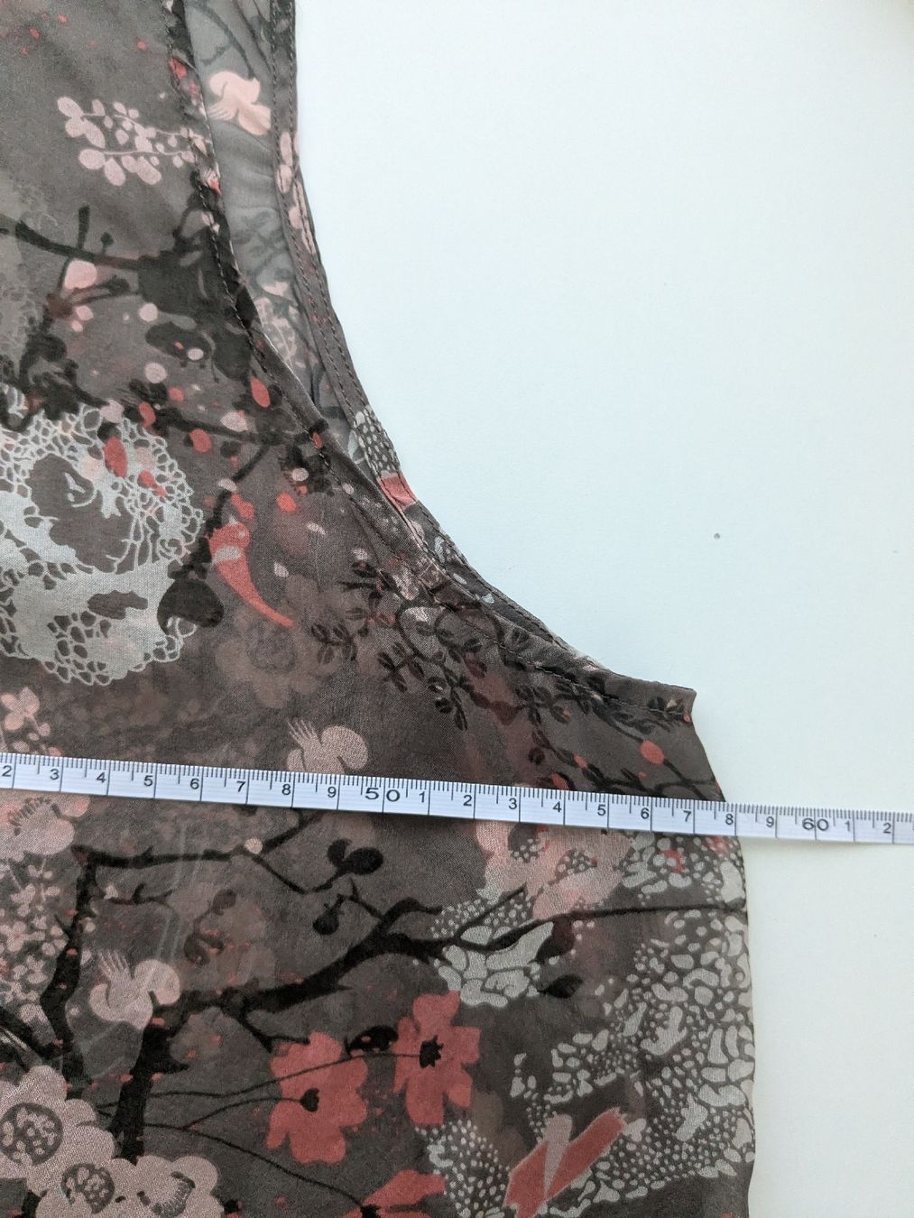 Blusen: Minus Damen Bluse Grösse 42 100% Seide gemustert – Gebraucht aus Rorschach von olg_5qq2 4