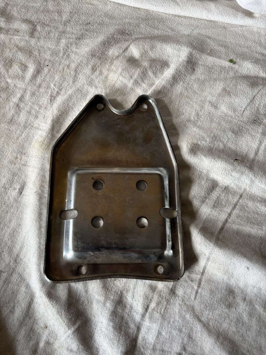 Harley-Davidson Tutti i ricambio per moto: Harley Davidson Oiltank Platte Panhead – Usato da Schötz venduto da Harley35 1