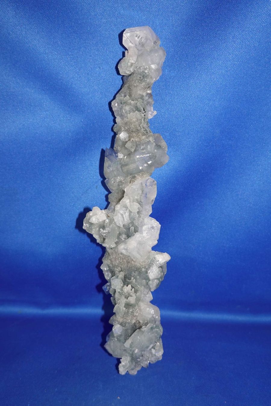 Minerali & Pietre curative: Apophylit Stalaktit auf Chalcedeon – Usato da Schinznach Bad venduto da Demerald