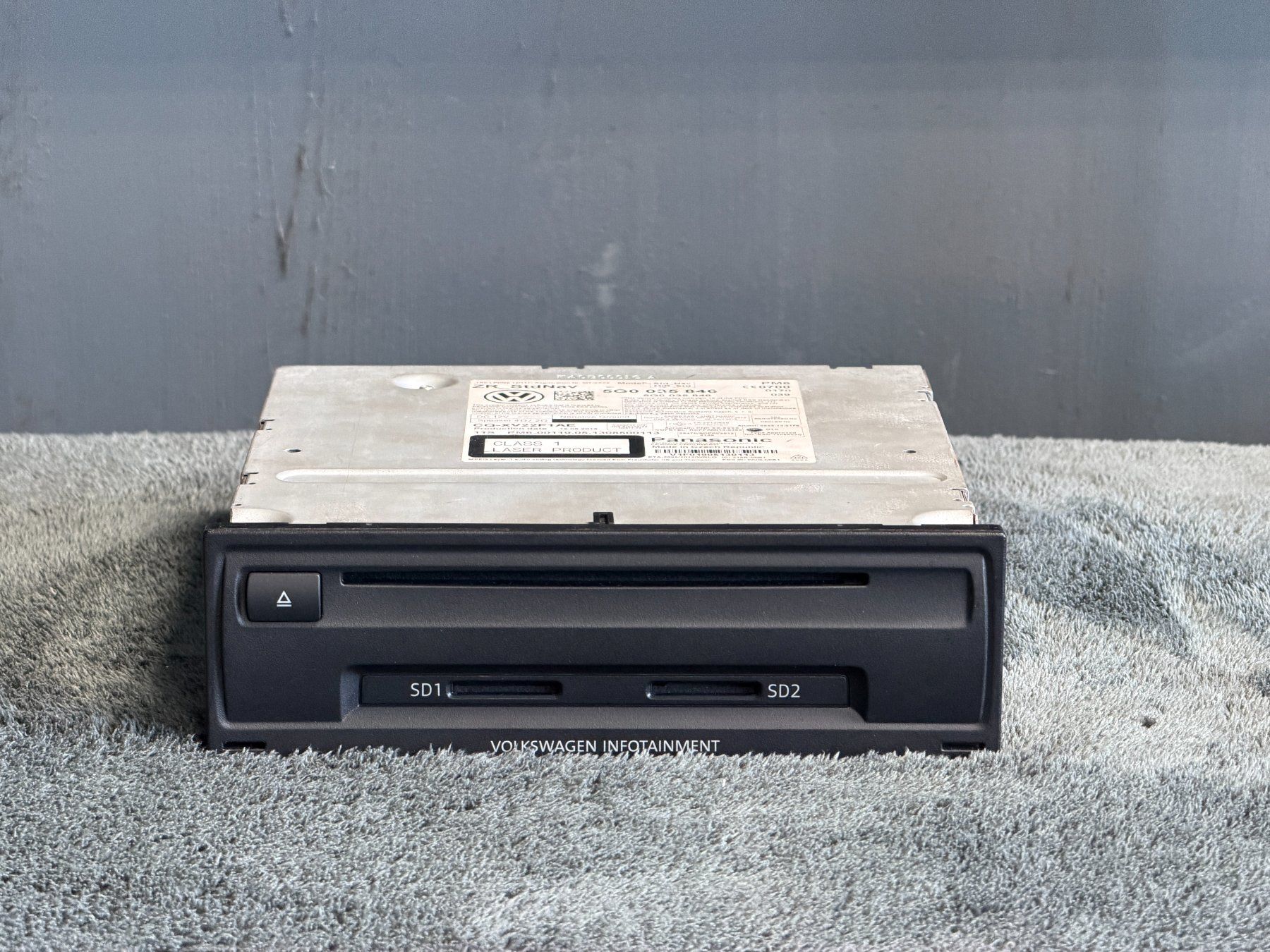 Radio: Original VW "COMPOSITION MEDIA" MIB STD Unit | GPS – Usato da Belp venduto da neno24