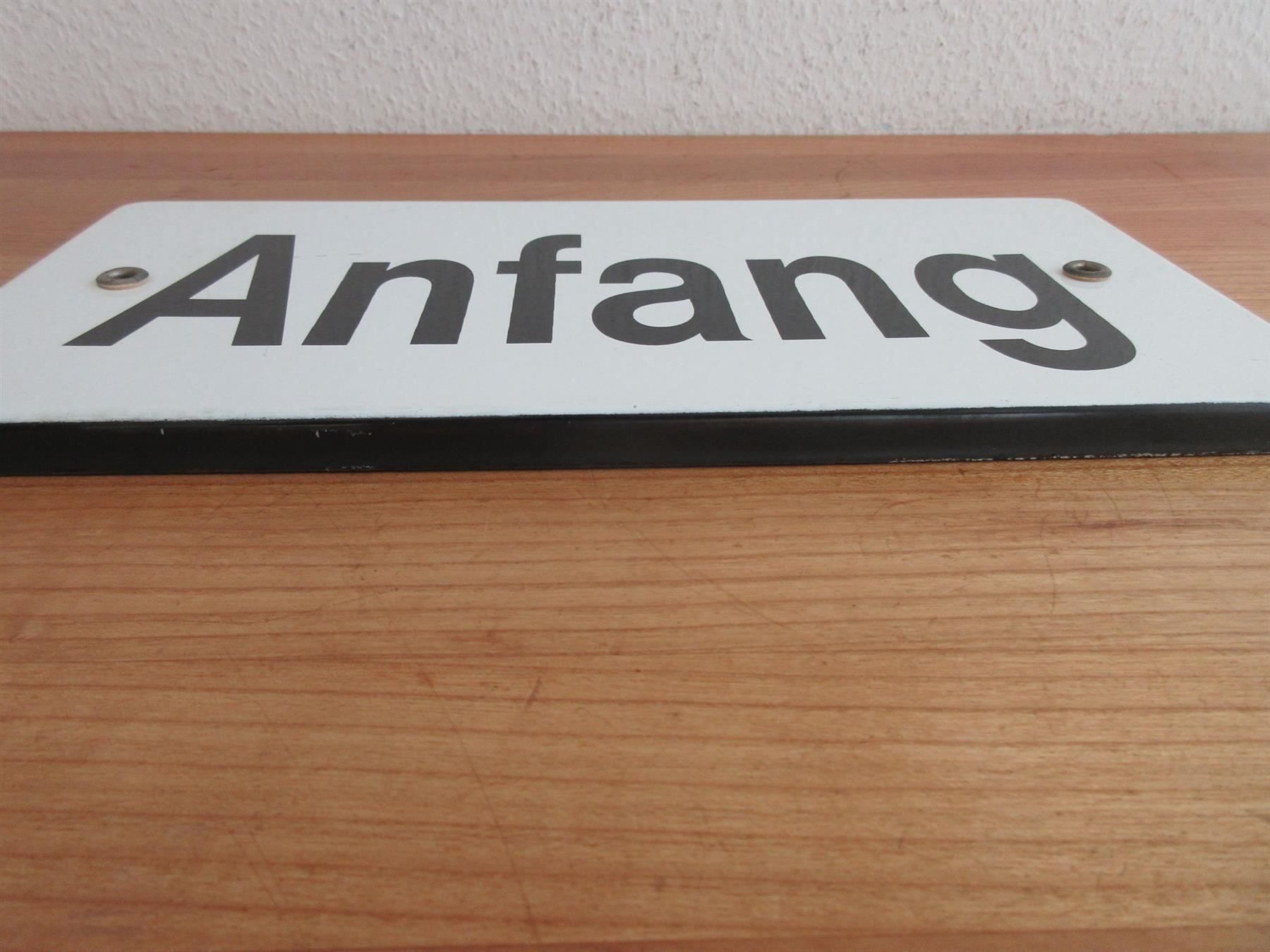 Insegne: Emailschild "Anfang" – Usato da Binningen venduto da mondoantico 3