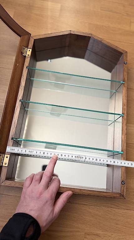 Vetrine: Wand Vitrine klein Holz-Glas – Usato da Basel venduto da 7oclock 1