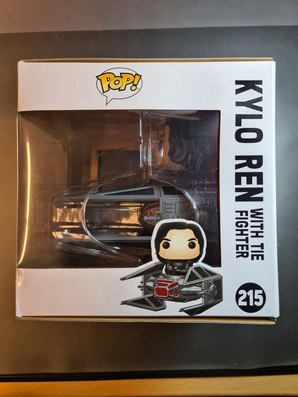 Funko Statuette: Funko Pop Kylo Red with Tie Fighter 215 – Nuovo e nell'imballaggio originale da Elsau venduto da oli_2tdc 3