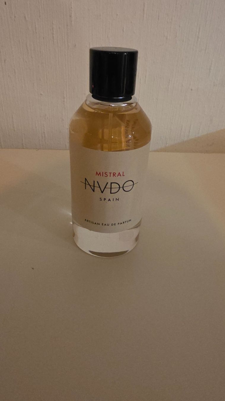 Parfums & Eau de Toilette: Mistral - NVDO 74/75ml  – D'occasion à Lausanne par Andonia