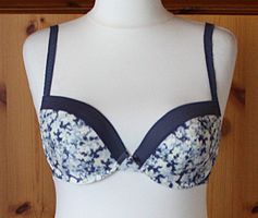 BH blau-vanille-eierschale Gr. L (55)