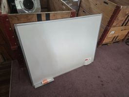 gebrauchtes Whiteboard 120x90cm ab 1.-