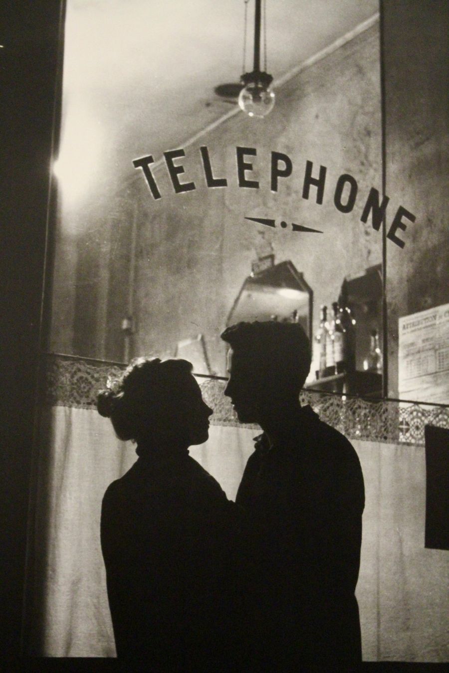 Grafica & Litografie: Ménilmontant, 1948 by Willy Ronis Offset Lithographie – Usato da Bruettisellen venduto da Collector_Store 2