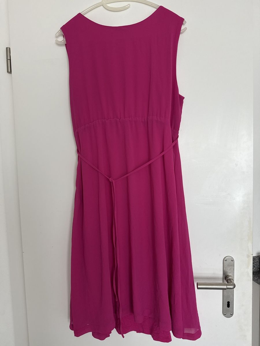 Kleider: Pink summer dress. – Neu (gemäss Beschreibung) aus Thalwil von perulina 4
