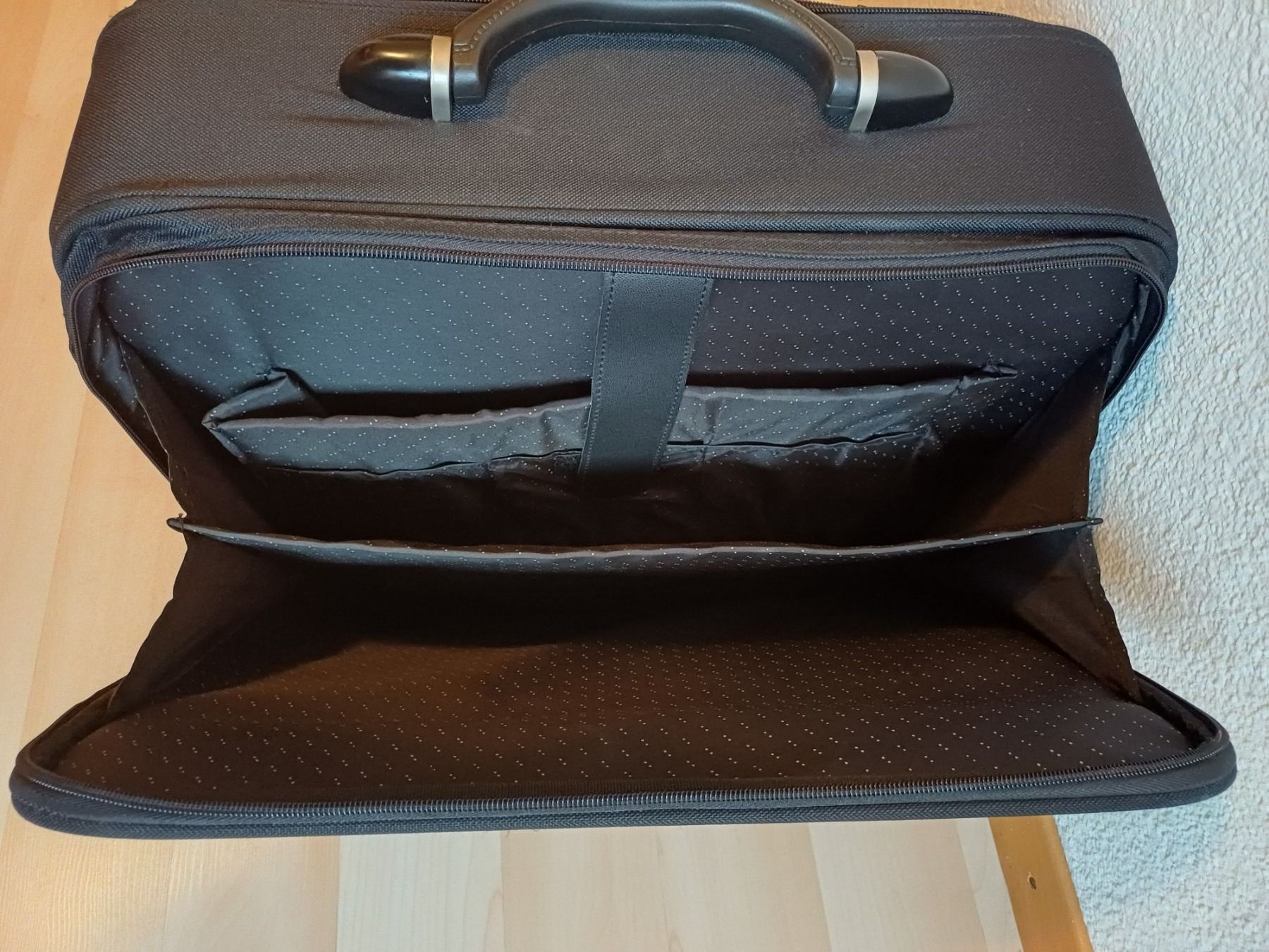 Valigie: Handgepäck schwarz NEU – Nuovo e nell'imballaggio originale da Rafz venduto da hofgut 3