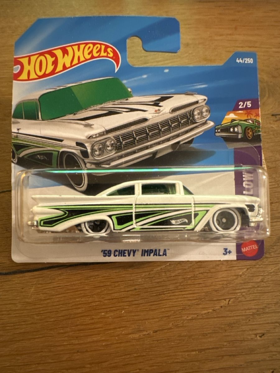 Hot Wheels Modellini d'auto: Hot Wheels / ‘59 Chevy Impala – Nuovo e nell'imballaggio originale da Emmen venduto da ChristianO8