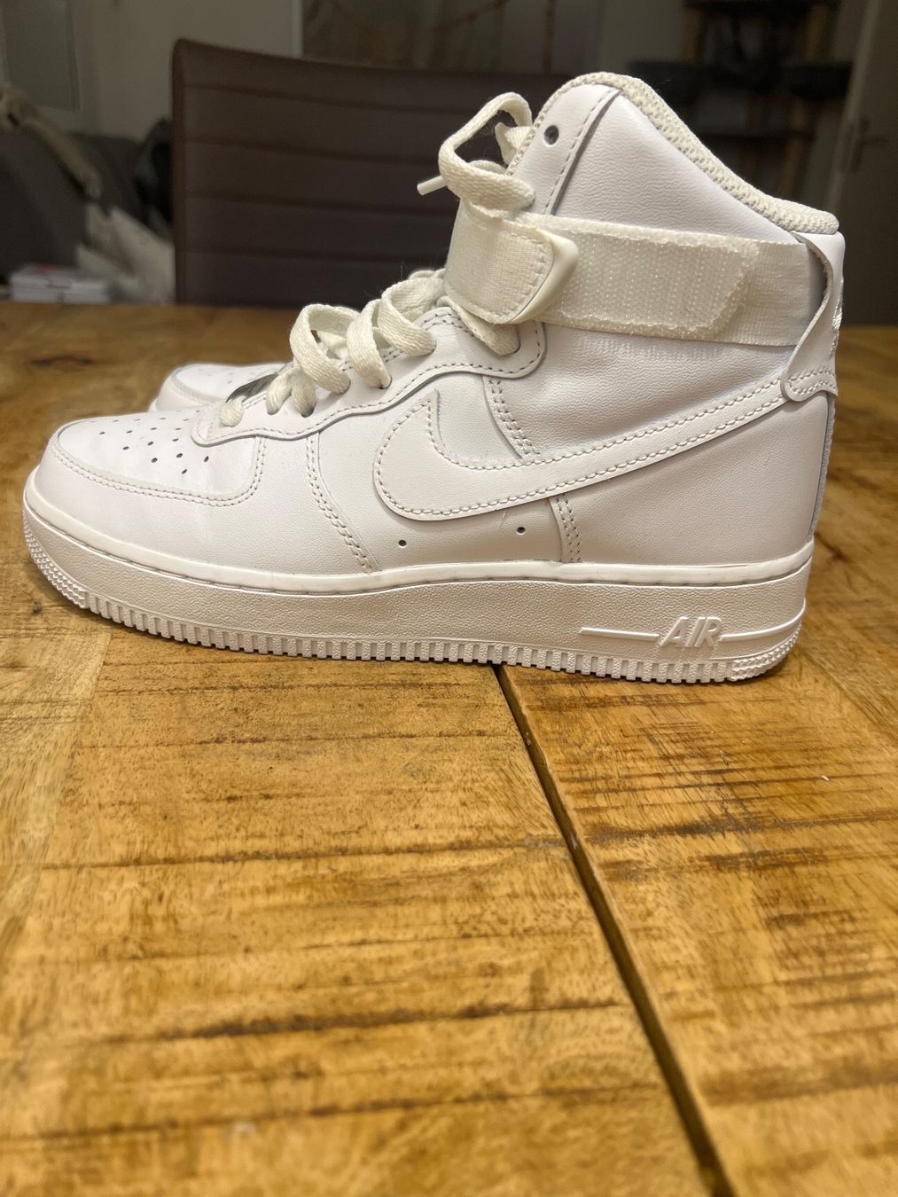 Nike Scarpe da uomo: Nike Air Force 1 High, Gr. 38,5 – Usato da Rheinfelden venduto da kitty69 2