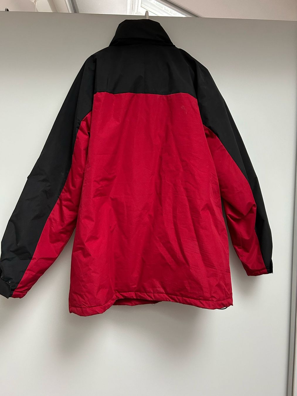 Giacche: Schöne Winterjacke – Usato da Grossdietwil venduto da hufi10 1