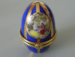 Vintage spezielle eiförmige Pillendose / Kein Stempel