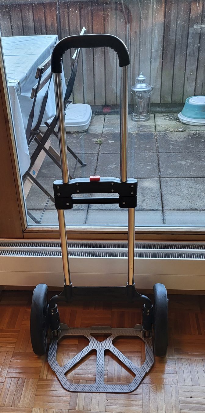 Valigie & Borse: Treppen Trolley – Usato da Wohlen AG venduto da Evexyz 1