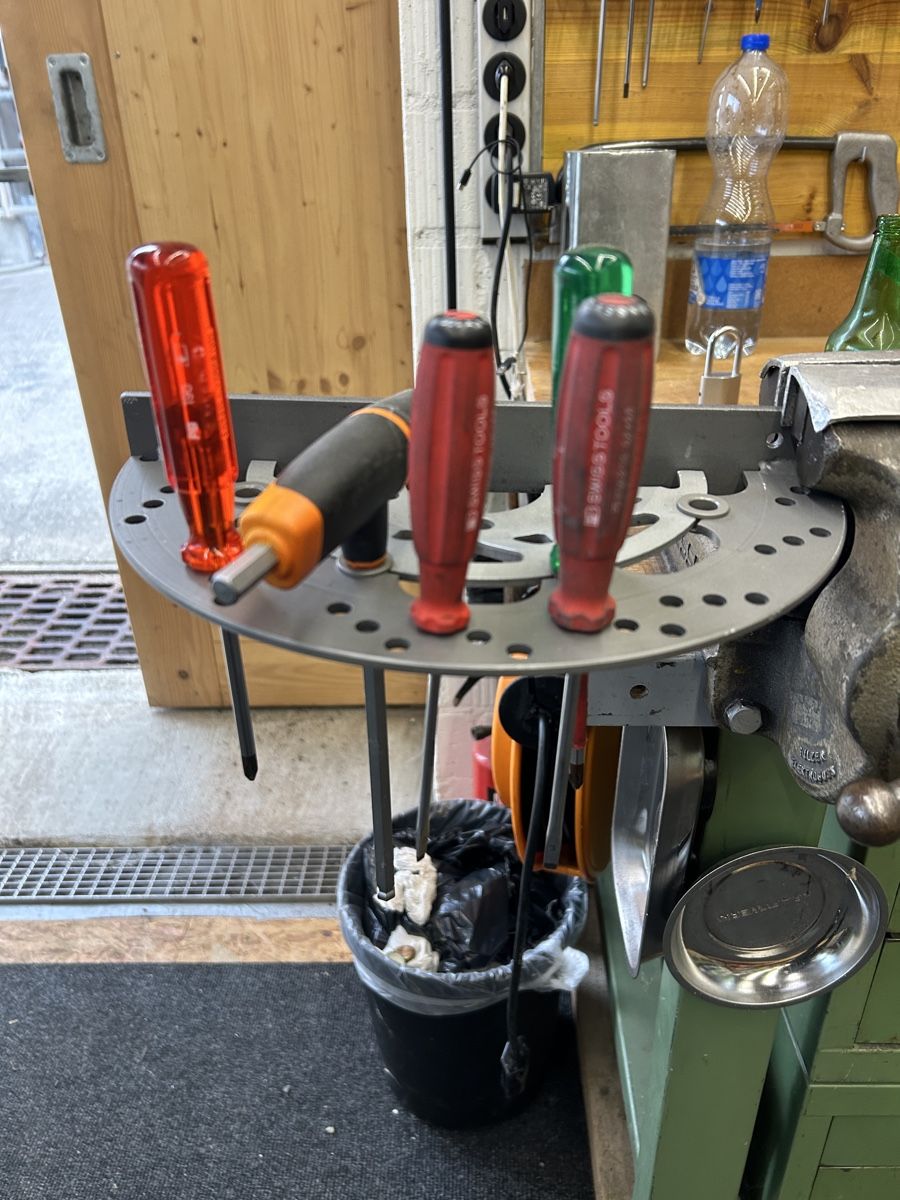 Supporti a parete: Schraubenzieher Halter – Usato da Embrach venduto da Berta66 2