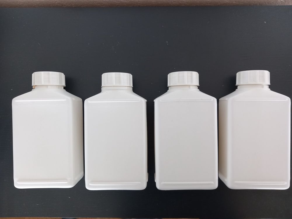 Contenitori & Simili: 4 Kunststoffflaschen, weiss, Leer, m.Deckel, für div. Zwecke – Nuovo (secondo la descrizione) da Oensingen venduto da SpiPhEg46 7