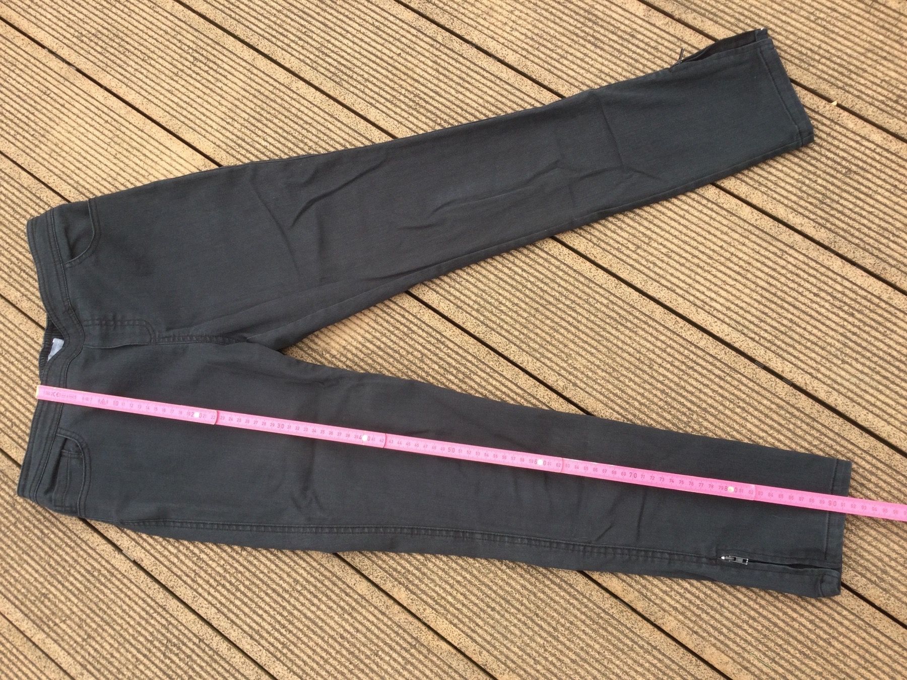 Maddison Pantaloni: Pantalon noir MADDISON, taille 40 élastique – Usato da Agiez venduto da chouchanelle 5