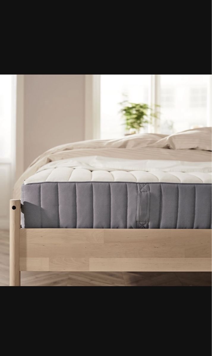 Ikea Letti: Matratze+ Bett 160x200 – Usato da Zürich venduto da adr_6vnq 6