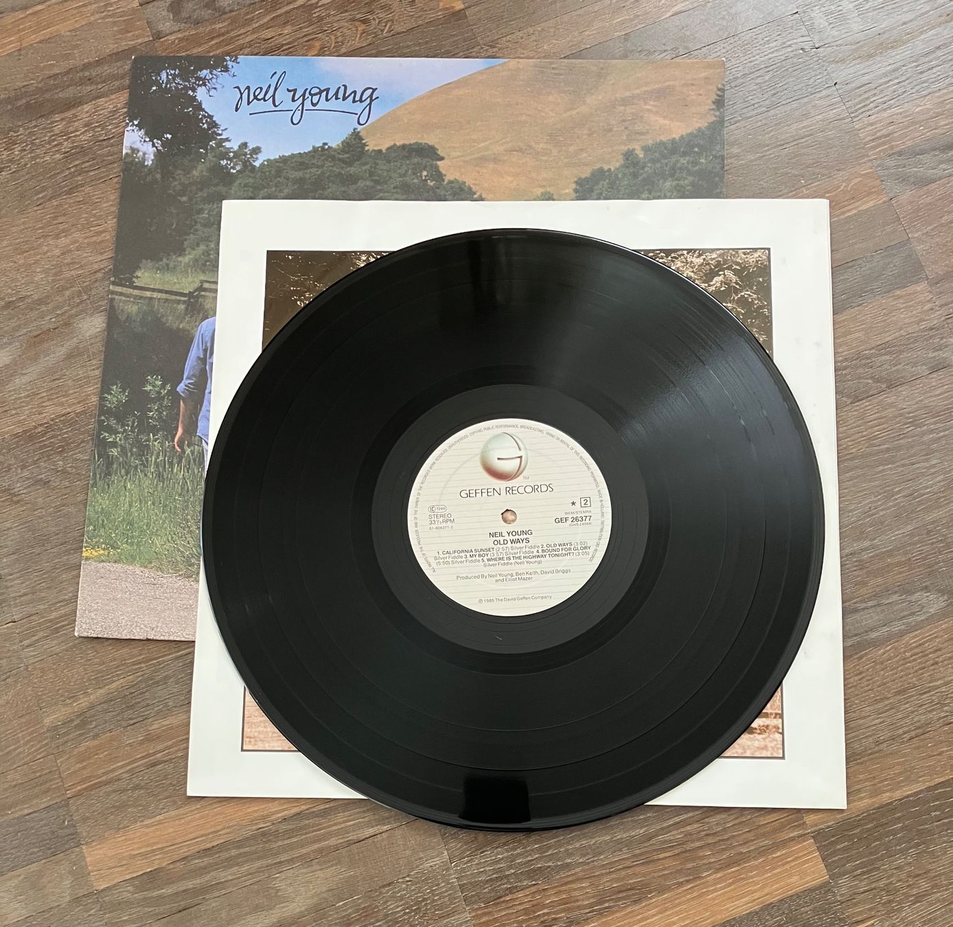 Dischi in vinile: NEIL YOUNG - OLD WAYS – Usato da steffisburg venduto da Dstauffer 3