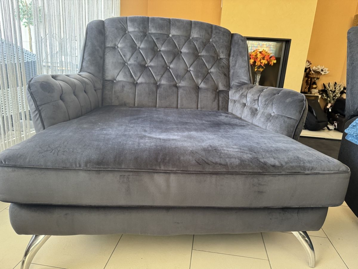 Poltrone: Long Seat / Riesen Sessel – Nuovo (secondo la descrizione) da Flawil venduto da BouBouBou 1