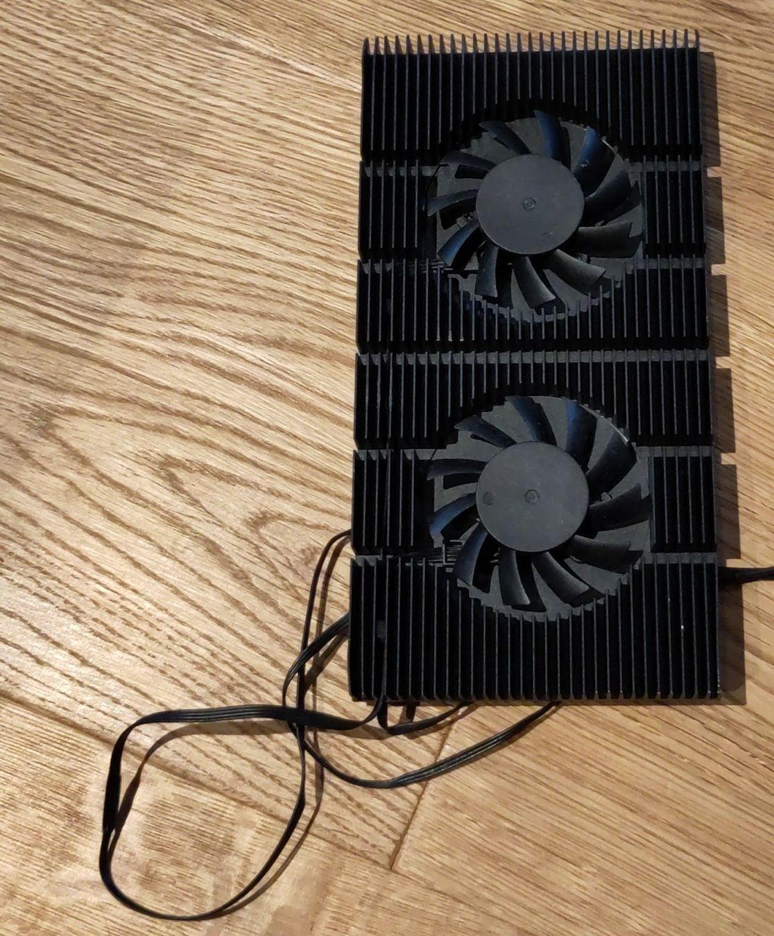 Ventilatori: Notebook / GPU Kühler - Doppelventilator – Usato da Hochfelden venduto da Fusion_Print