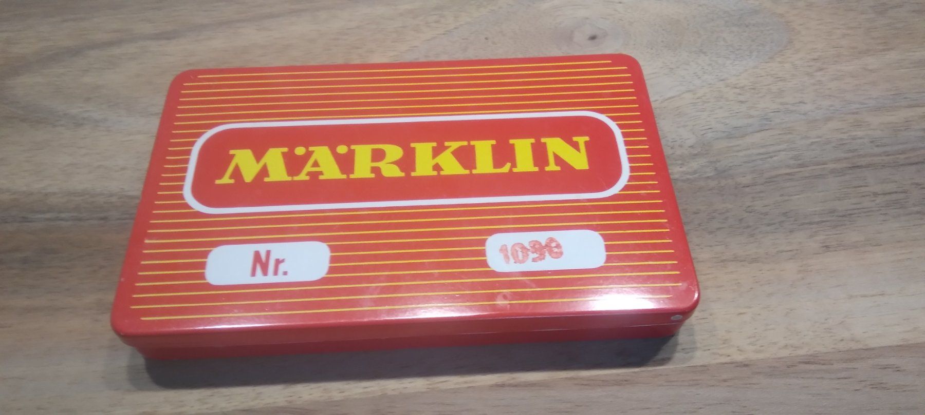 Märklin Barattoli: Märklin Nr. 1030 Blechdose Modellbau, Versand möglich – Usato da Gächlingen venduto da Madi88