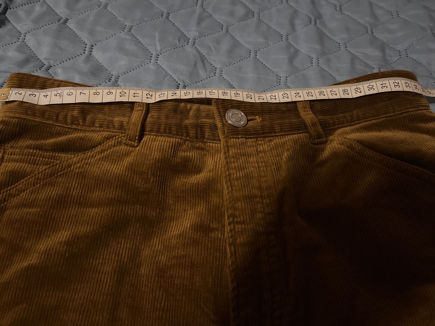 Massimo Dutti Pantaloni: Massimo Dutti Straight fit needlecord trousers – Usato da Boppelsen venduto da iris_b_u 3