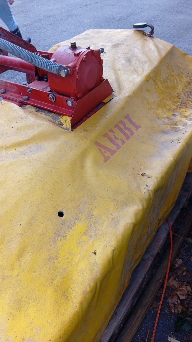 Aebi Alle Maschinen: Frontmähwerk Aebi-Mörtel – Gebraucht aus Vorderthal von Zaunbau 1