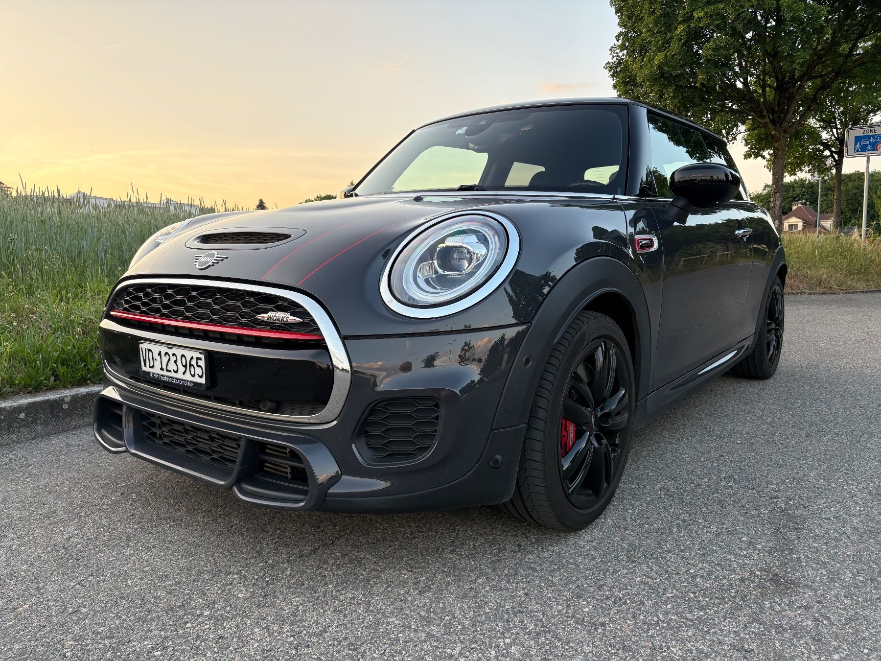 Mini Autos: MINI 2.0i John Cooper Works – Gebraucht aus Nyon von phi_wx5m