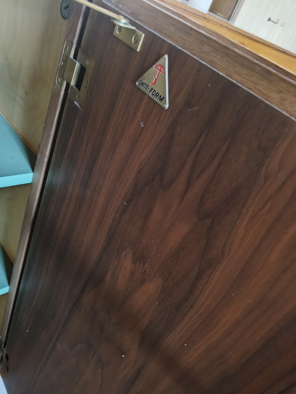 Cassettiere: Mid Century teak Sideboard – Usato da Zwingen venduto da inf_2blh 2