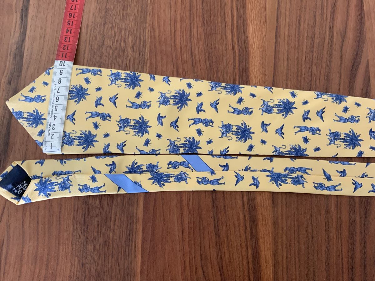 Salvatore Ferragamo Cravates: Krawatte Salvatore Ferragamo – Neuf (Voir description) à Olten par nachTagetes