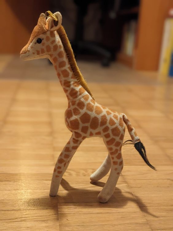  Foto zu Steiff Stofftier Giraffe (Gebraucht) in Baden für CHF 2 – mit Lieferung 