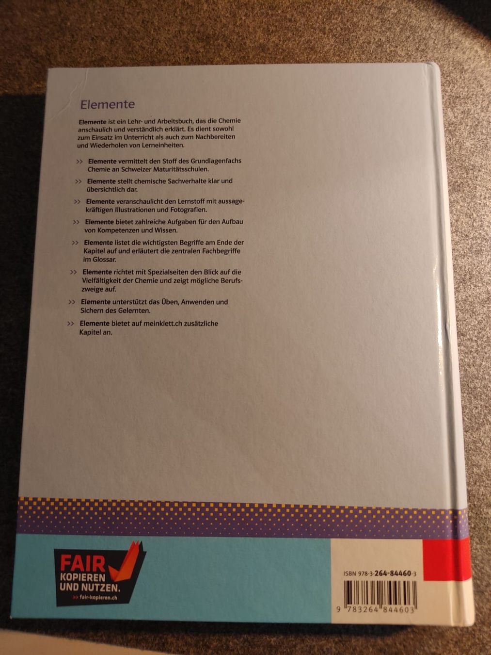 Libri: Elemente - Grundlagen der Chemie – Nuovo (secondo la descrizione) da Oberwil BL venduto da jbu_tfp2 1