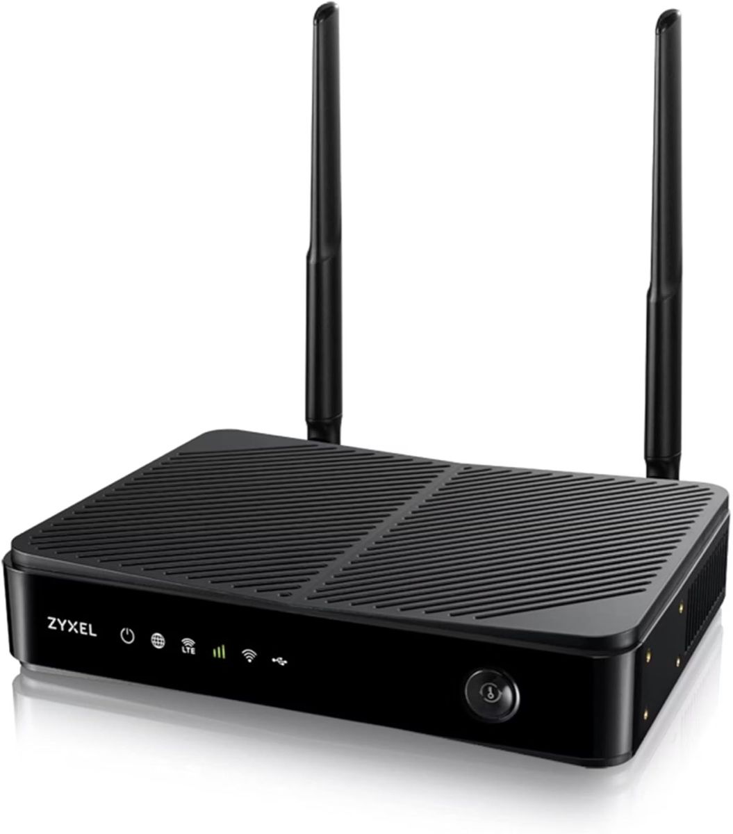 Zyxel Modem & Router: LTE 4G Router - Zyxel LTE3301-Plus – Usato da Saubraz venduto da Ehoekie