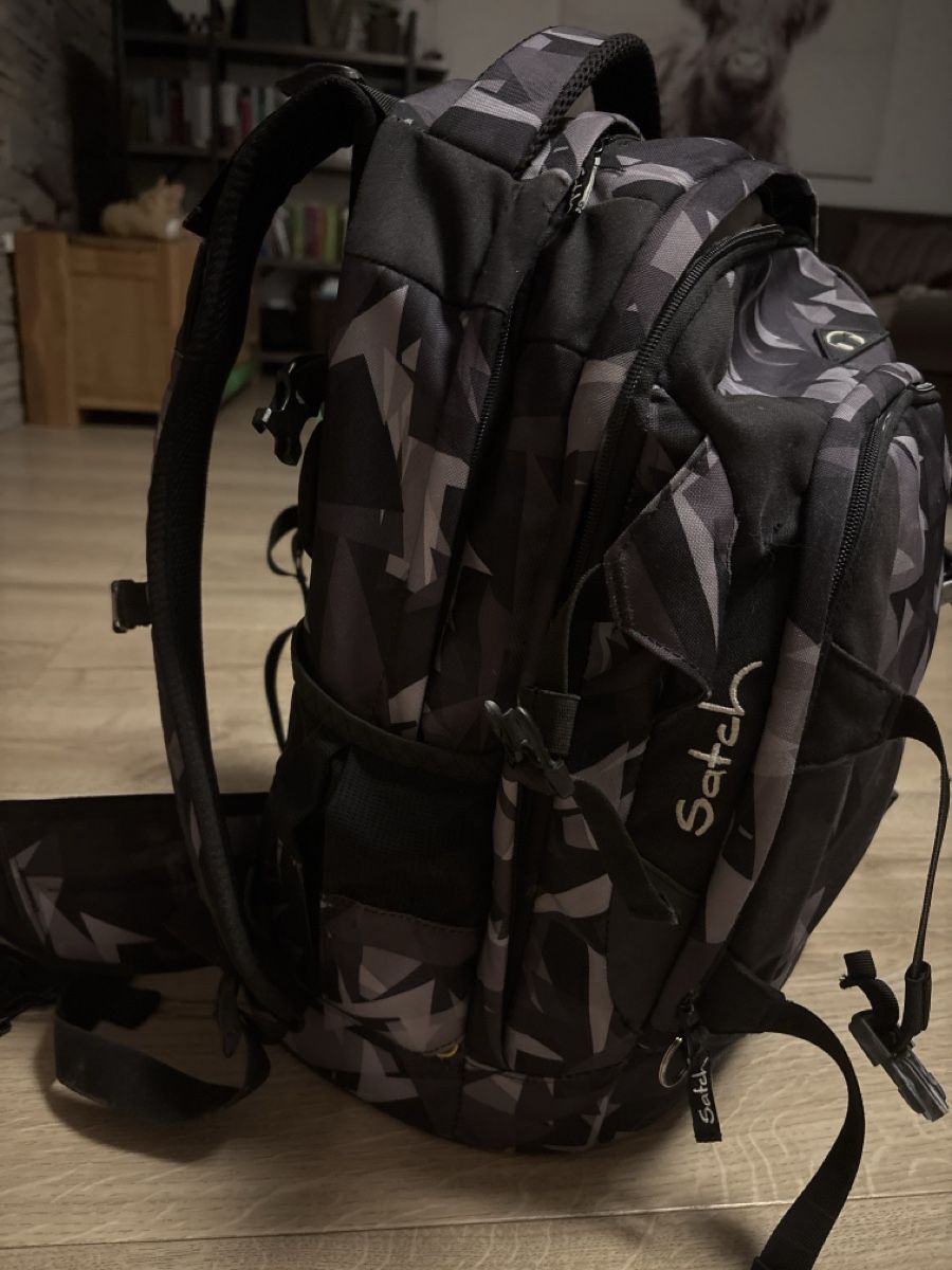 Satch Zaini: Schulrucksack Satch – Usato da Uznach venduto da Sev82 1