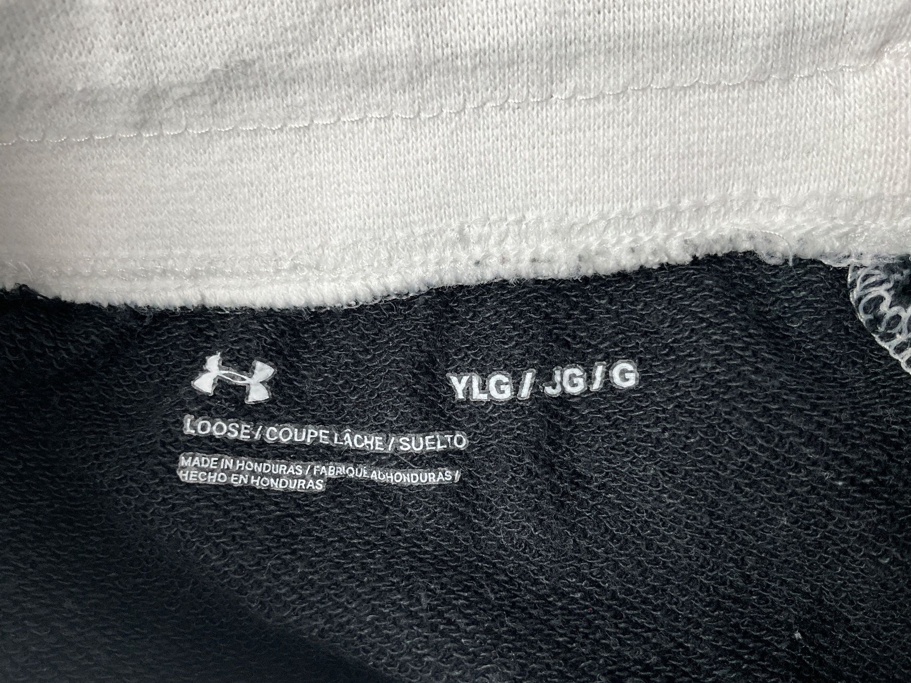 Hosen: Trainerhose, UNDER ARMOUR, Mädchen (ca. 10-12) – Gebraucht aus Stäfa von Rbeerli0 2