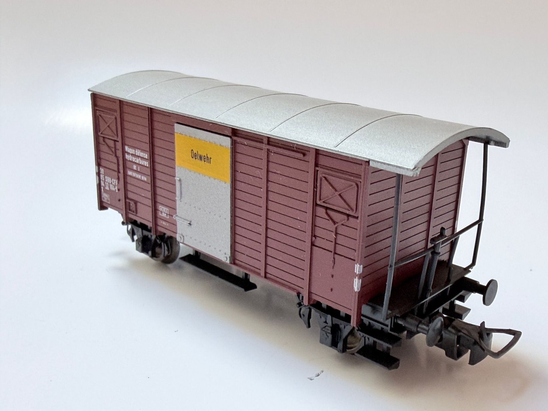 Liliput Modellini di ferrovie: SBB Oelwehr Güterwagen Liliput – Usato da winterthur venduto da felix27