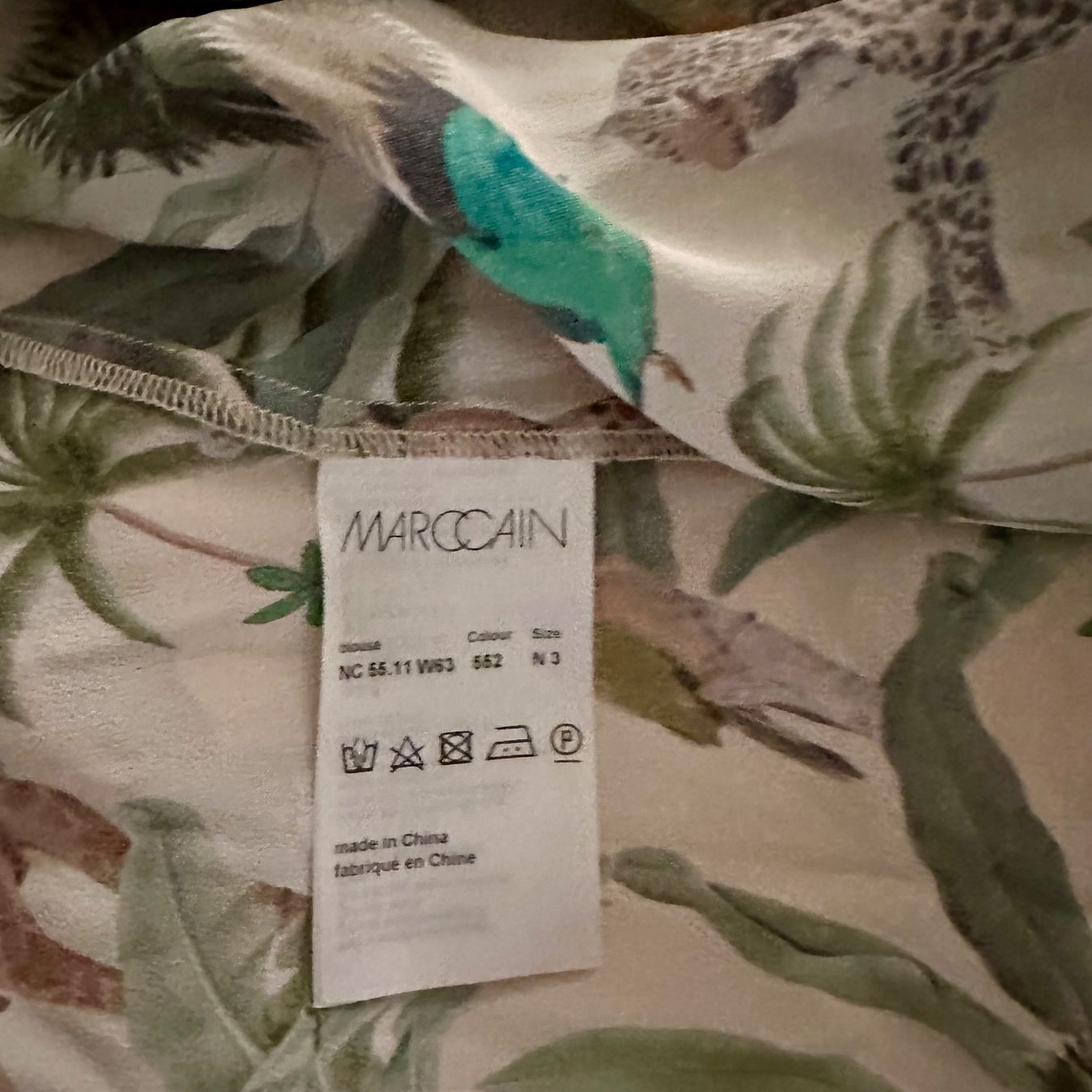 Marc Cain Kleiderpakete: Marc Cain Bluse und Rock N3 – Gebraucht aus St. Gallen von gag_6sxh 2