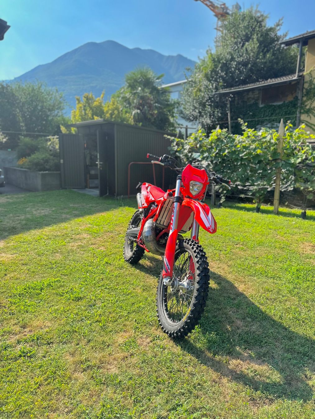 Beta Enduro: Beta 300 2T – D'occasion à Gorduno par lia_mb7n 2