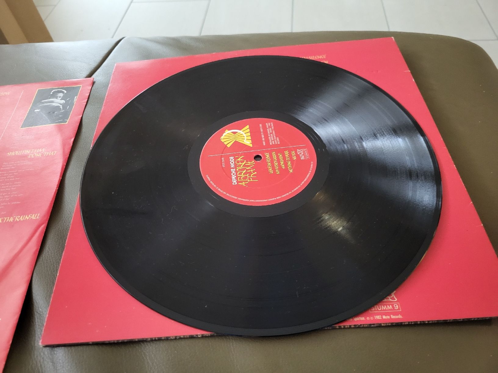 Schallplatten: Depeche Mode A Broken Frame Vinyl LP 1982 – Gebraucht aus nunningen von mic_88k2 2