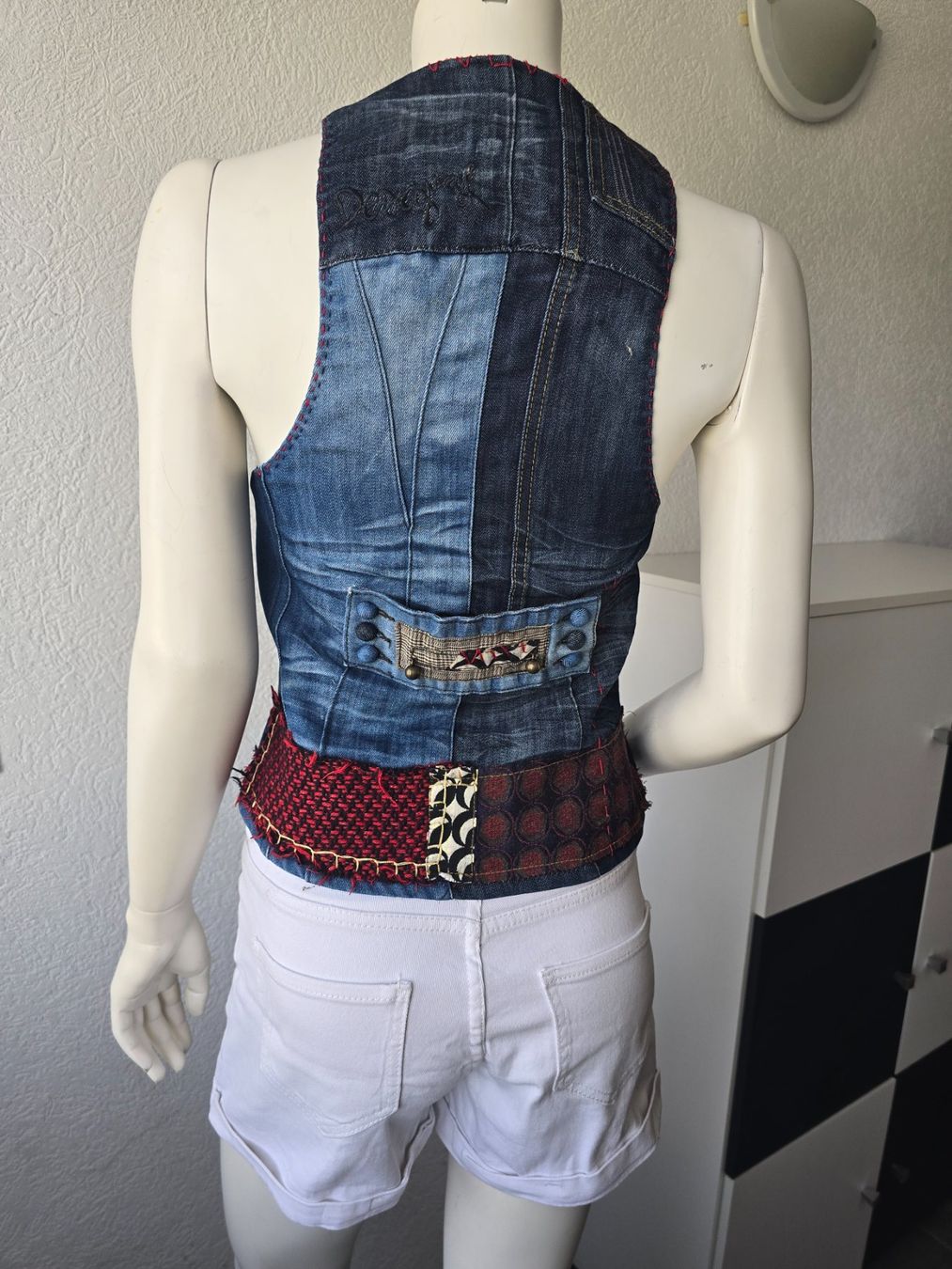 Desigual Gilets & Westen: DESIGUAL gilet taille S – Gebraucht aus Les Verrières von kitel79 9