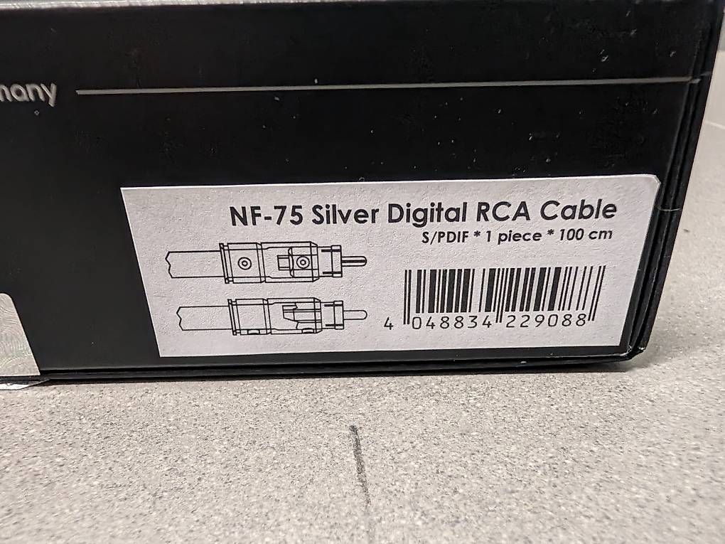 Viablue Cavi: VIABLUE NF-75 Silver Digital RCA 100cm – Usato da Rickenbach b. Wil venduto da StGrand