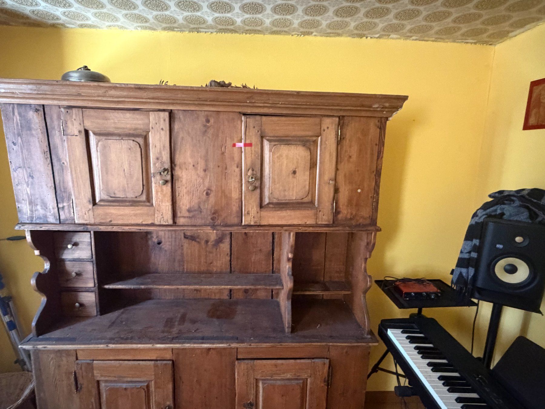 Credenze: Buffet Antik – Usato da Brügg BE venduto da crocodile63 3
